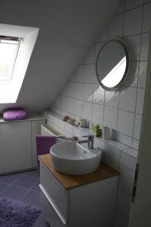 Gaestezimmer Hausaeckerweg エルランゲン エクステリア 写真